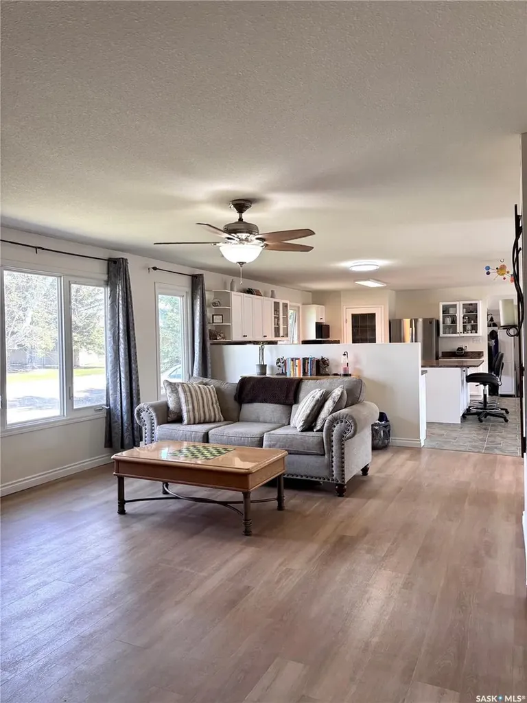 218 Taphorn Street Muenster SK S0K 2Y0