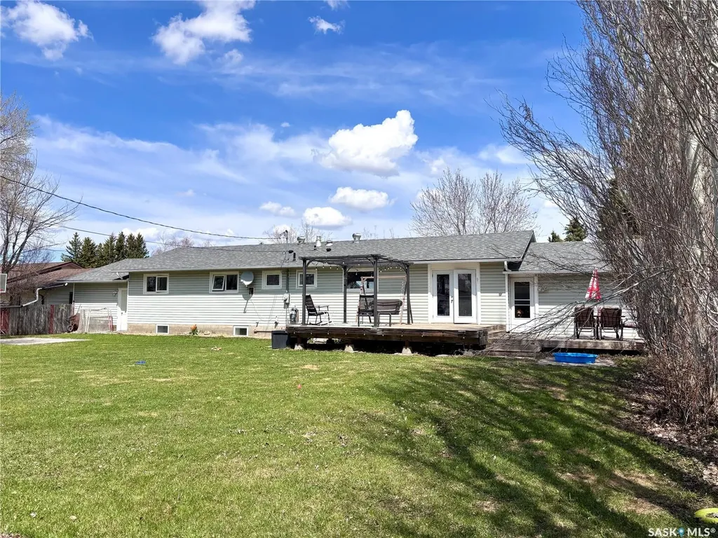 218 Taphorn Street Muenster SK S0K 2Y0