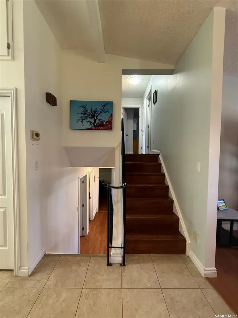 402 9th Avenue Rosthern SK S0K 3R0