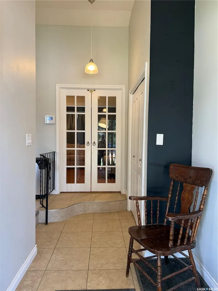 402 9th Avenue Rosthern SK S0K 3R0
