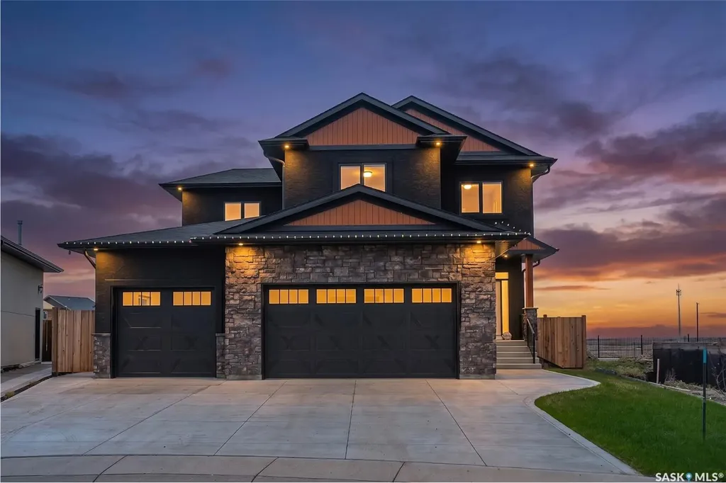 862 Bentley Manor Saskatoon SK S7L 6P4