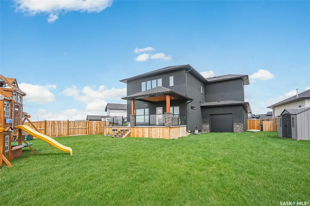 862 Bentley Manor Saskatoon SK S7L 6P4