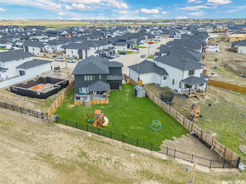 862 Bentley Manor Saskatoon SK S7L 6P4