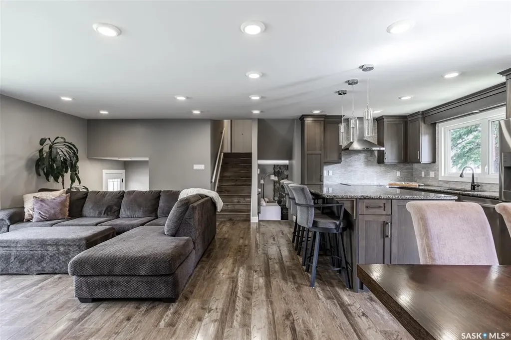 161 Columbia Drive Saskatoon SK S7K 1G1