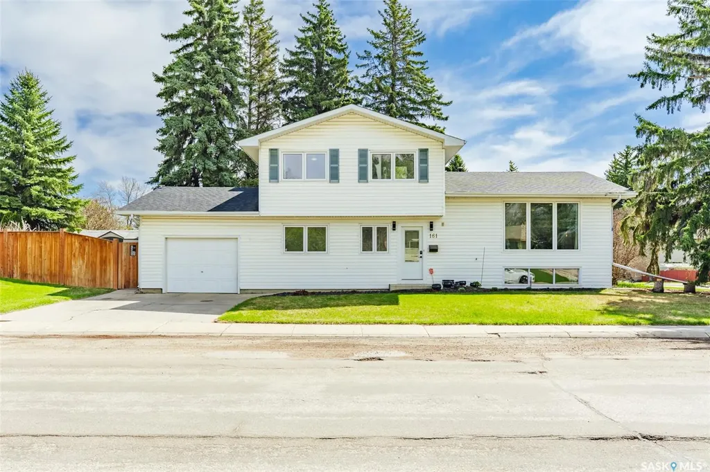 161 Columbia Drive Saskatoon SK S7K 1G1