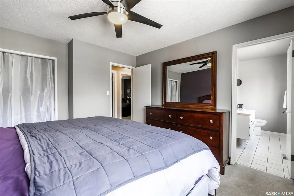 161 Columbia Drive Saskatoon SK S7K 1G1
