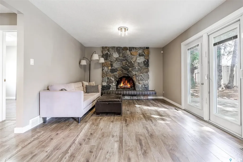 161 Columbia Drive Saskatoon SK S7K 1G1