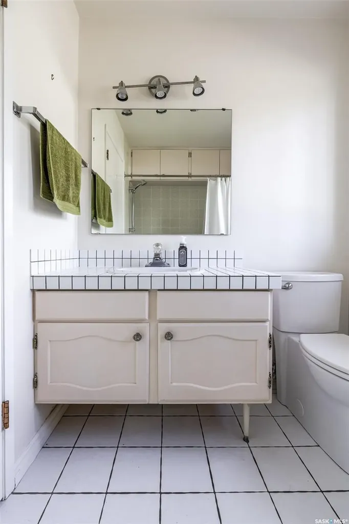 161 Columbia Drive Saskatoon SK S7K 1G1