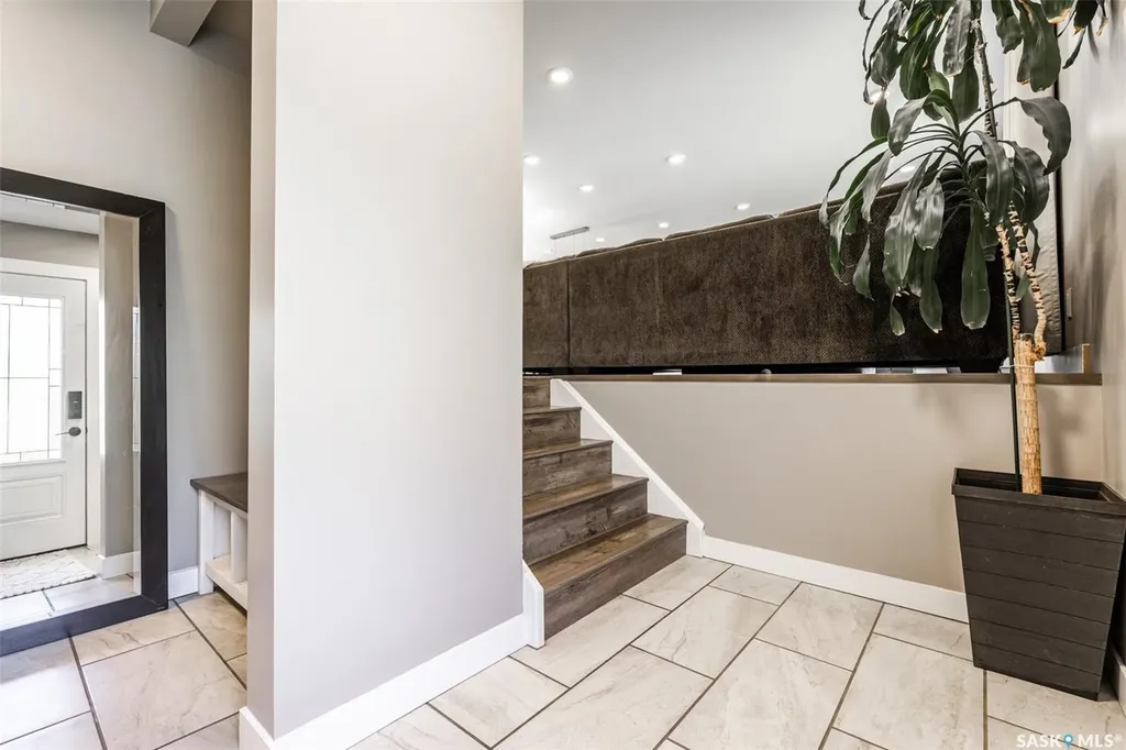 161 Columbia Drive Saskatoon SK S7K 1G1