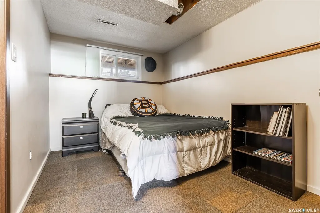 161 Columbia Drive Saskatoon SK S7K 1G1