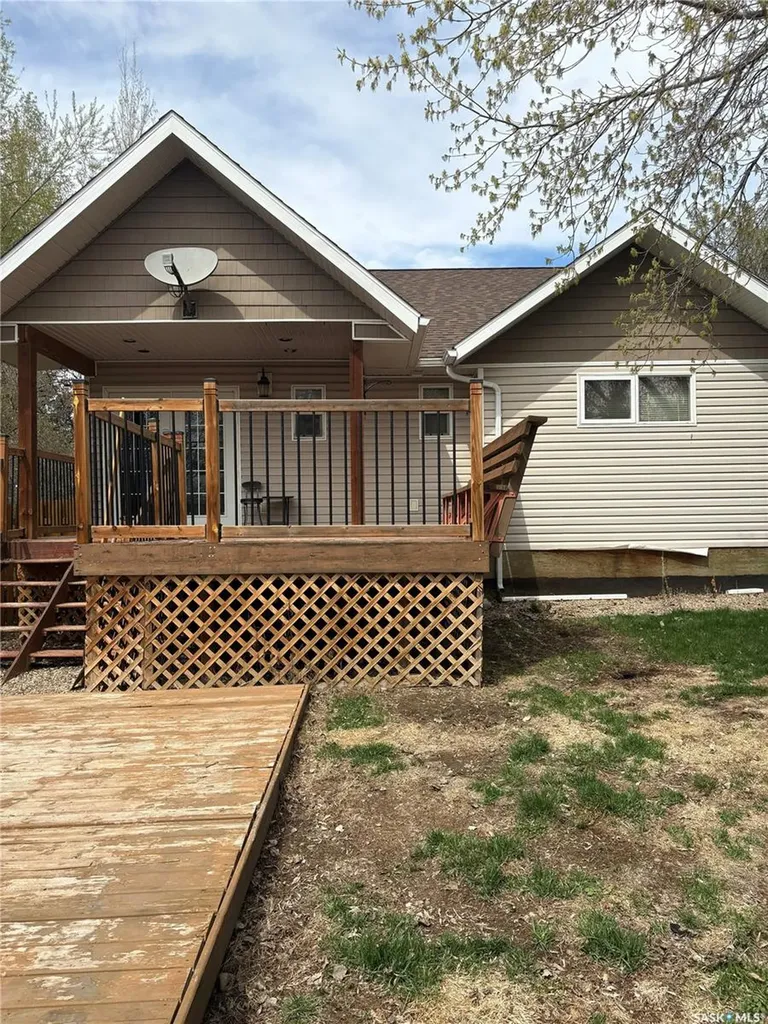 208 1st Street S Turtleford SK S0M 2Y0