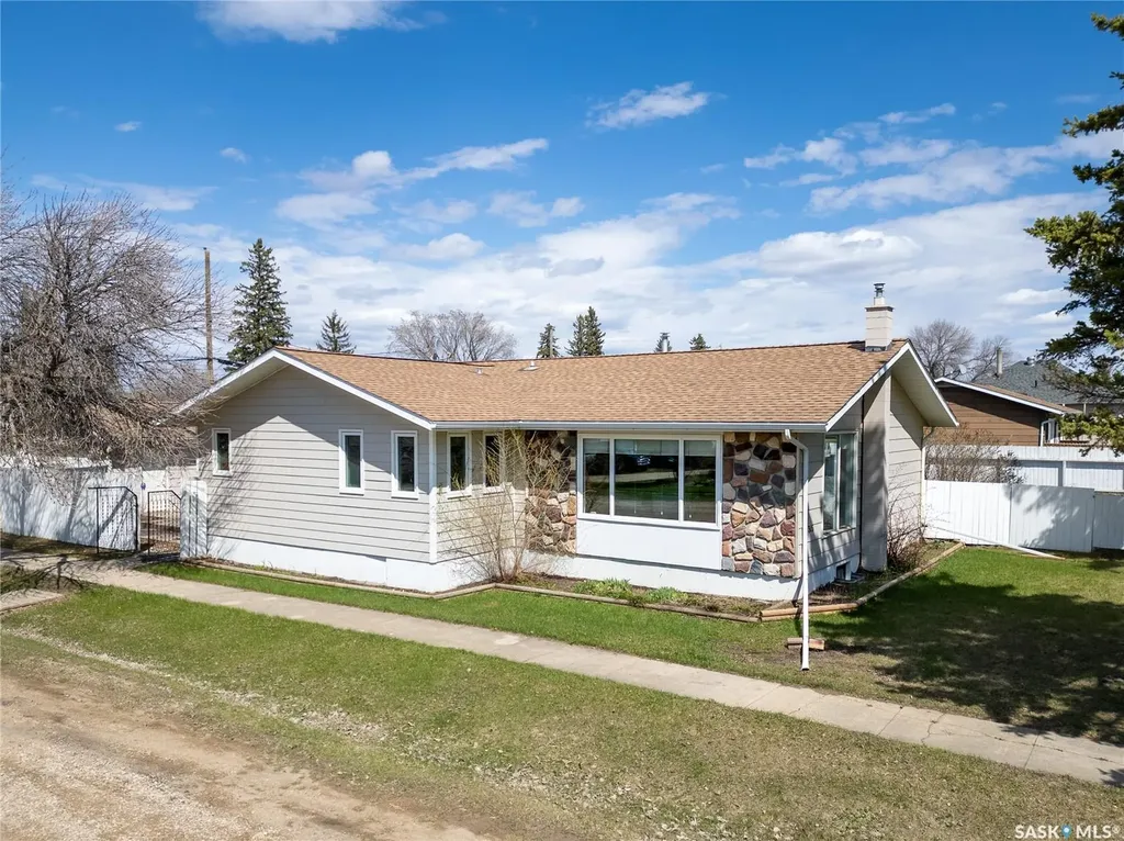 305 Stevens Avenue Birch Hills SK S0J 0G0
