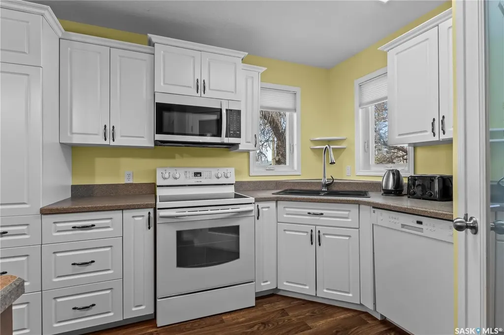 305 Stevens Avenue Birch Hills SK S0J 0G0