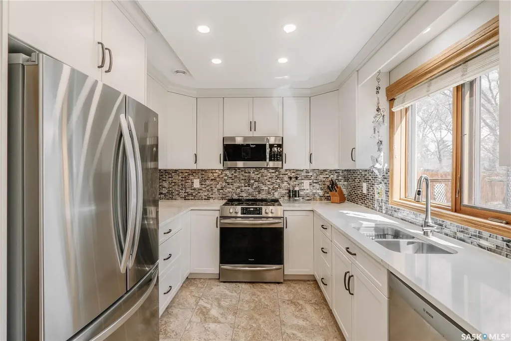 209 Badger Court Saskatoon SK S7N 2X2