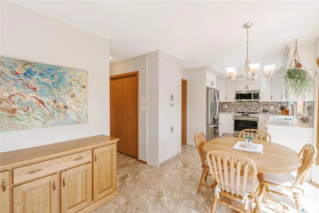 209 Badger Court Saskatoon SK S7N 2X2