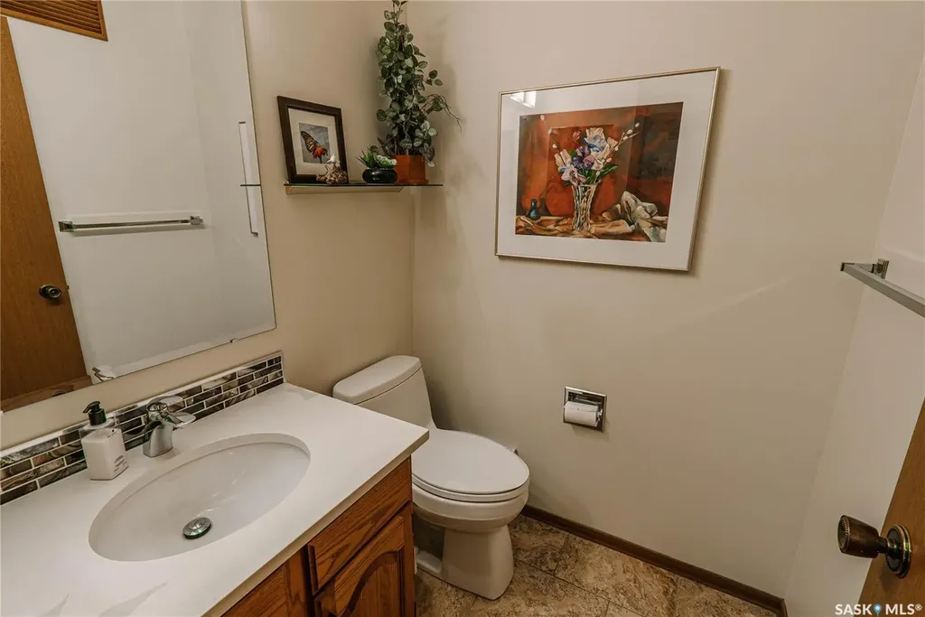 209 Badger Court Saskatoon SK S7N 2X2