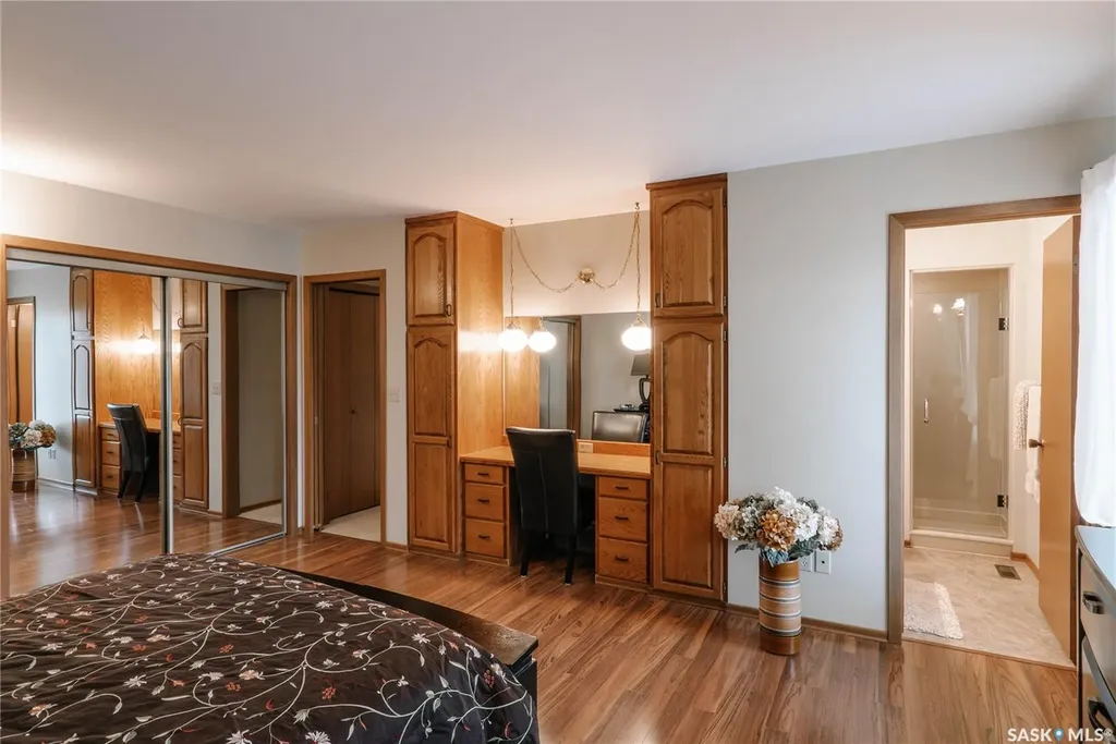 209 Badger Court Saskatoon SK S7N 2X2