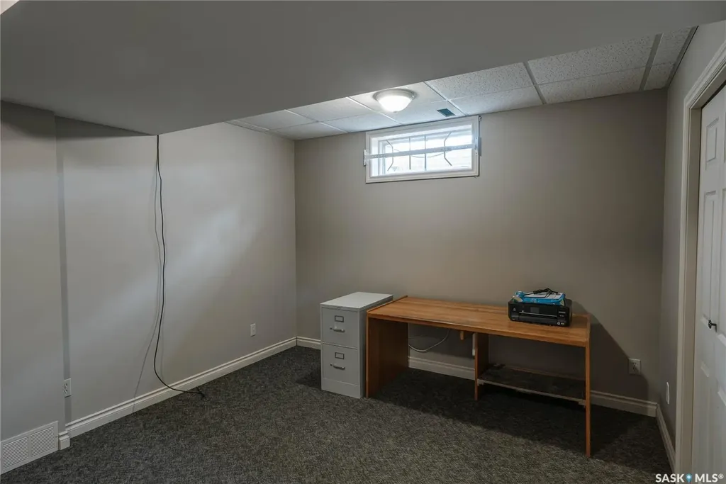 209 Badger Court Saskatoon SK S7N 2X2
