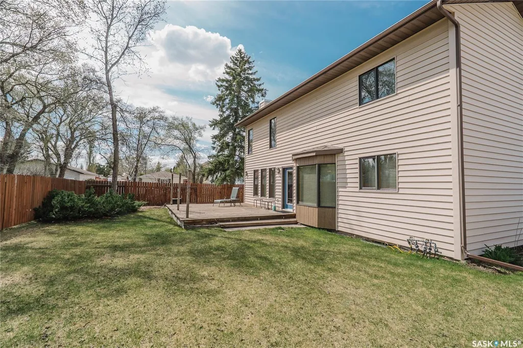 209 Badger Court Saskatoon SK S7N 2X2