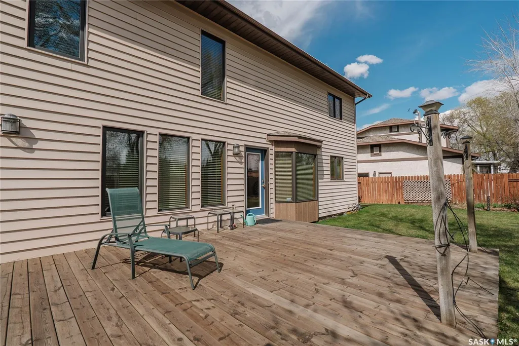 209 Badger Court Saskatoon SK S7N 2X2