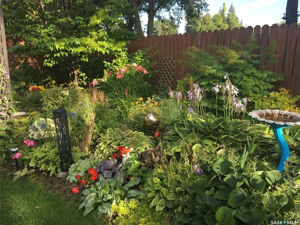209 Badger Court Saskatoon SK S7N 2X2