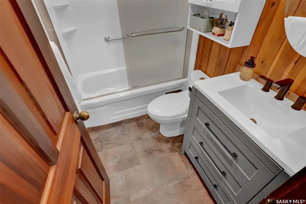 109 Shaw Drive Regina Beach SK S0G 4C0