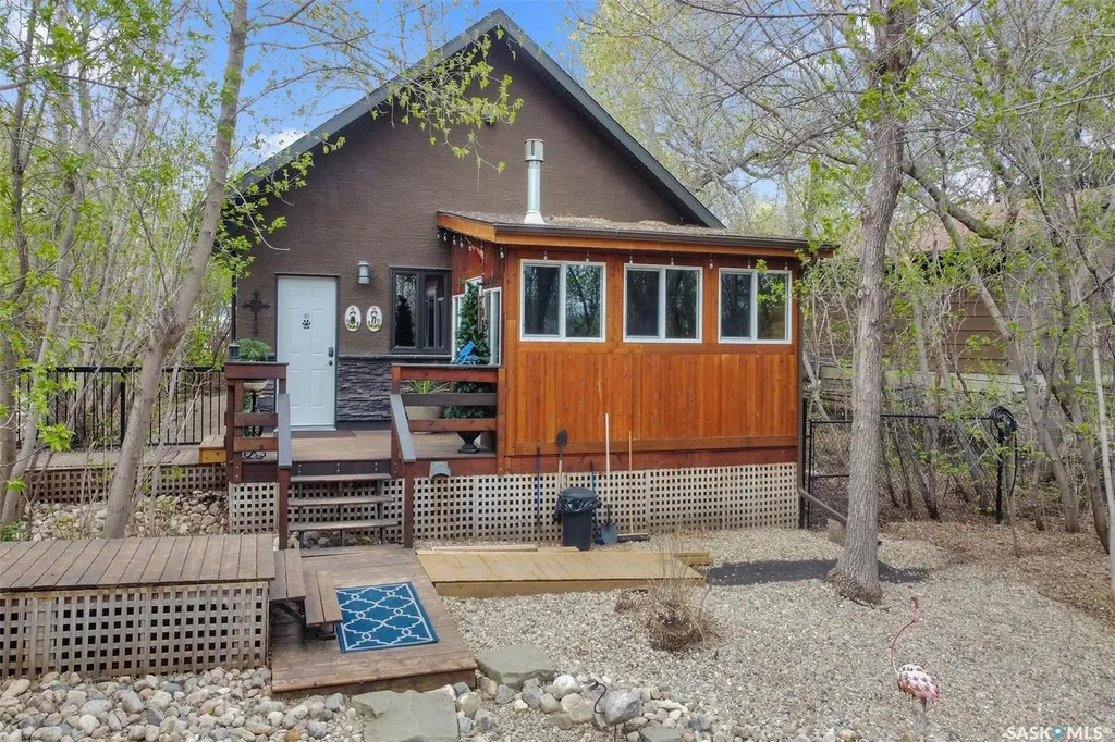 109 Shaw Drive Regina Beach SK S0G 4C0