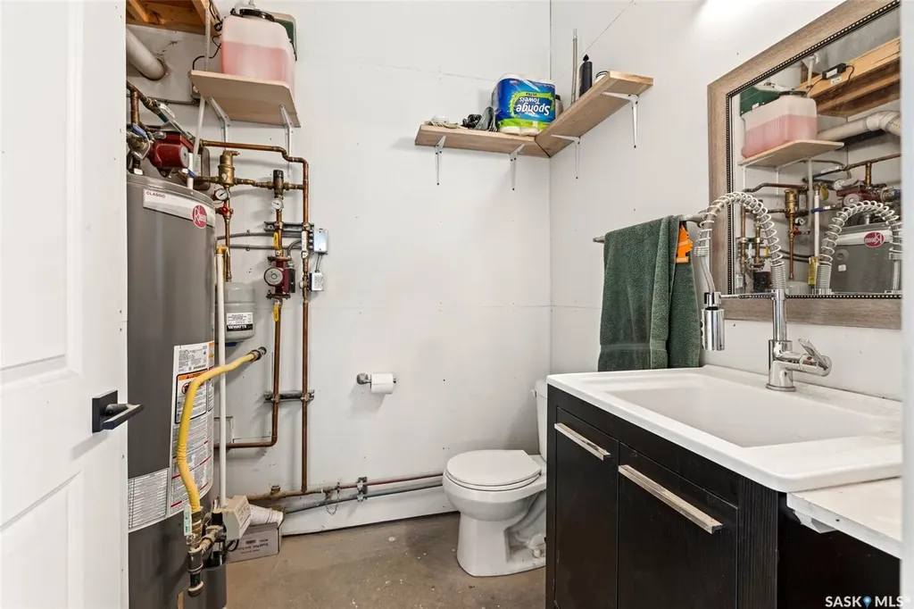 248 Iron Bridge Drive Moose Jaw SK S6J 0B5