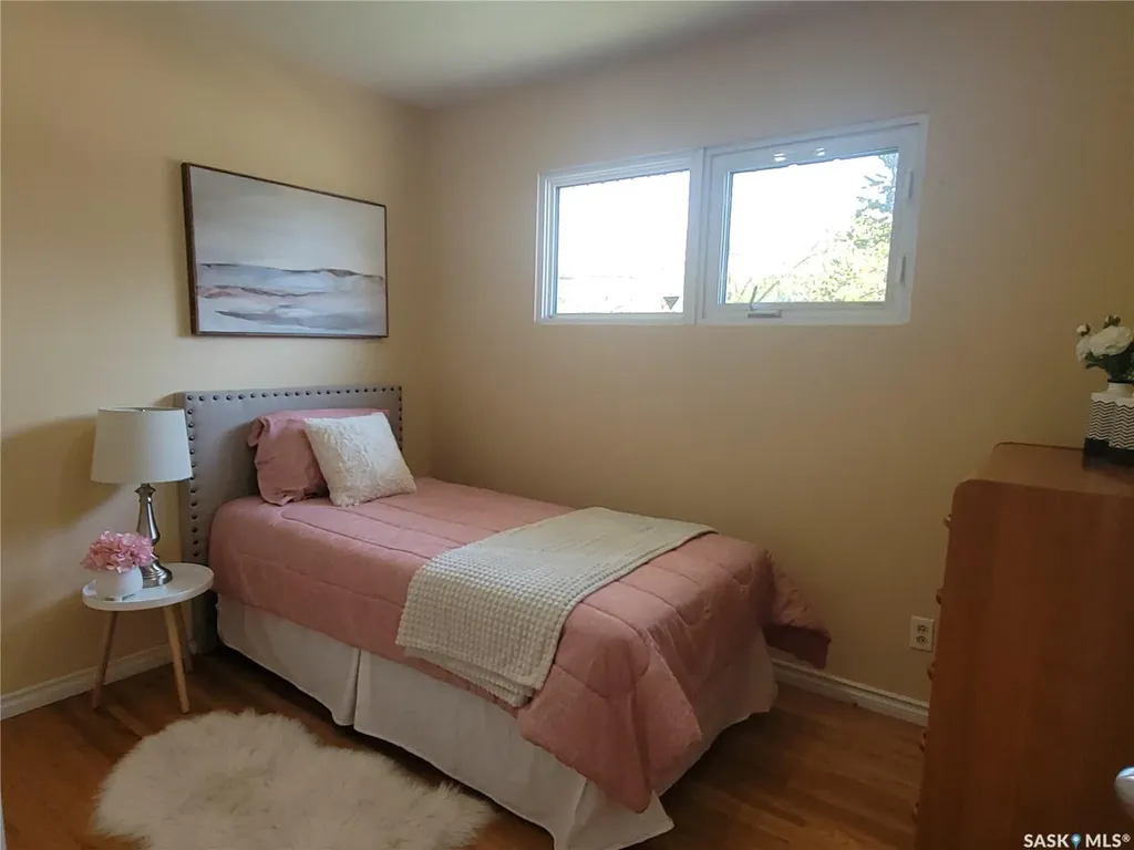 1502 Early Drive Saskatoon SK S7H 3K2
