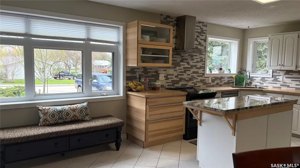 303 Currie Crescent Strasbourg SK S0G 4V0