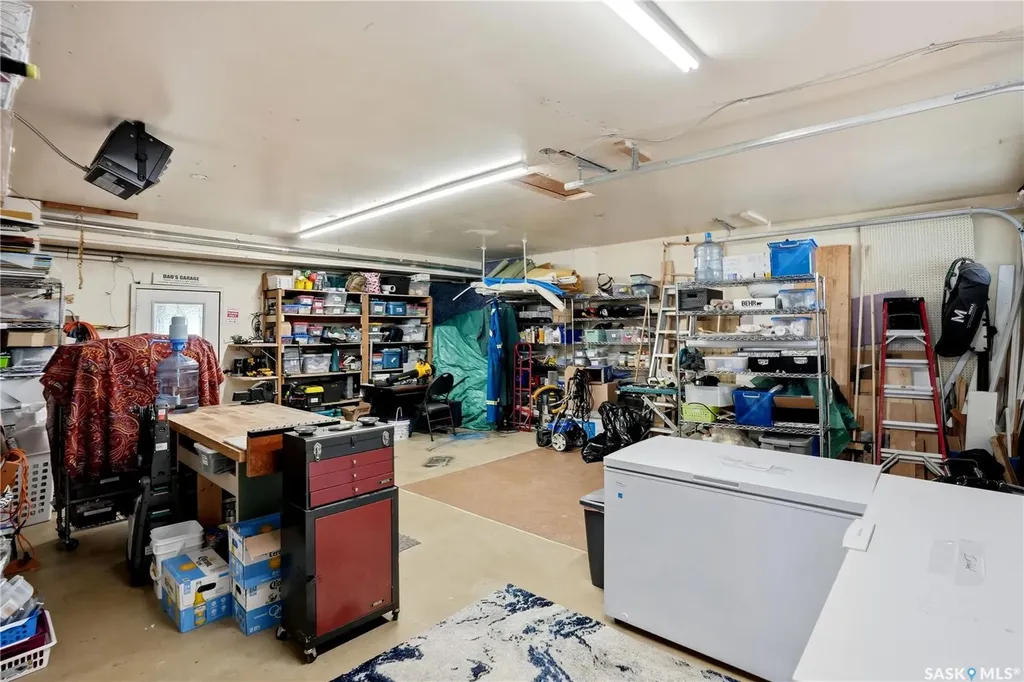 303 Currie Crescent Strasbourg SK S0G 4V0