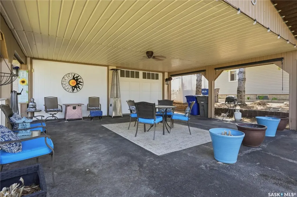 303 Currie Crescent Strasbourg SK S0G 4V0