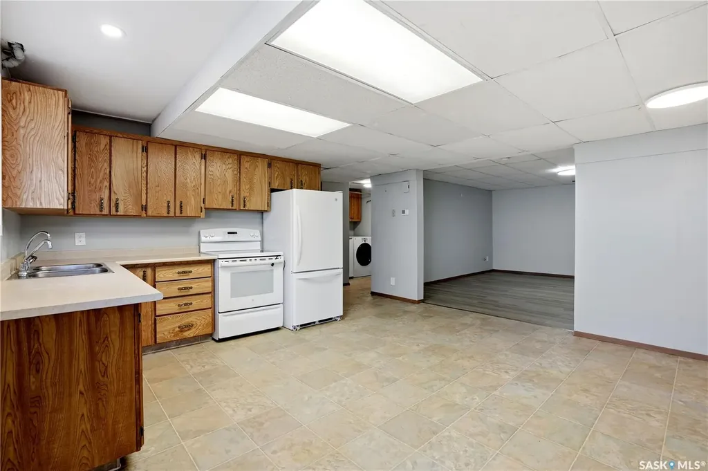 303 Currie Crescent Strasbourg SK S0G 4V0