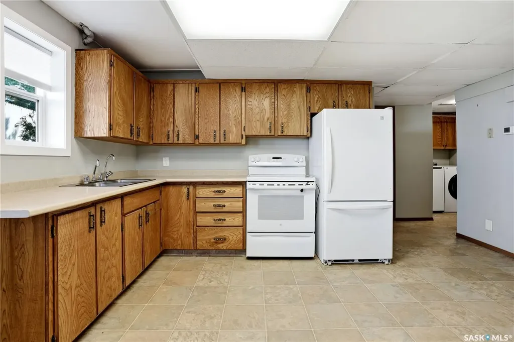 303 Currie Crescent Strasbourg SK S0G 4V0