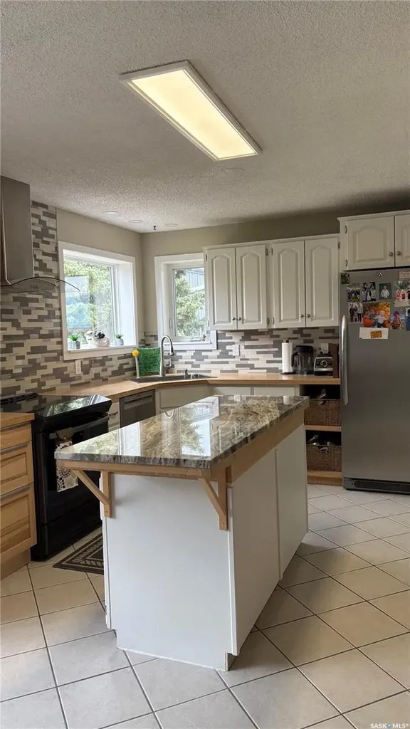 303 Currie Crescent Strasbourg SK S0G 4V0