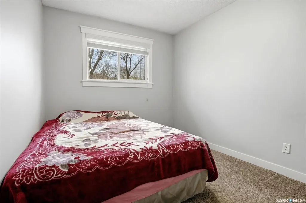 14 Diamond Street Regina SK S4N 5K2