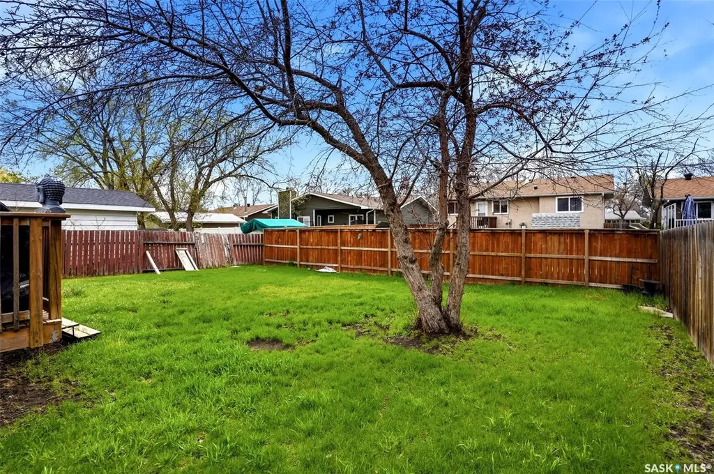 14 Diamond Street Regina SK S4N 5K2