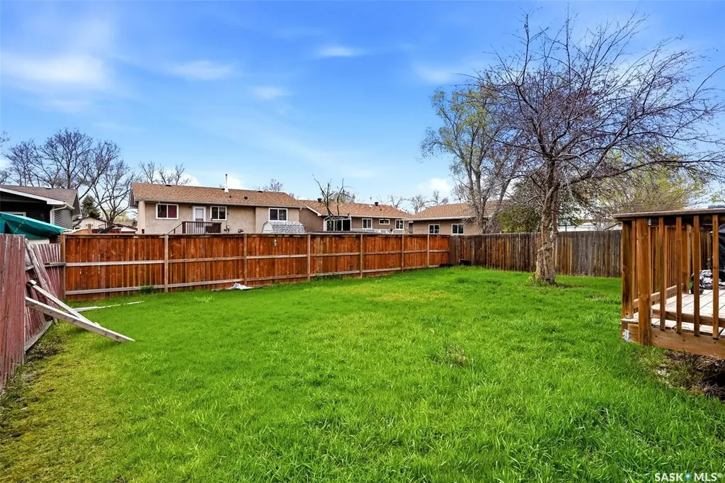 14 Diamond Street Regina SK S4N 5K2