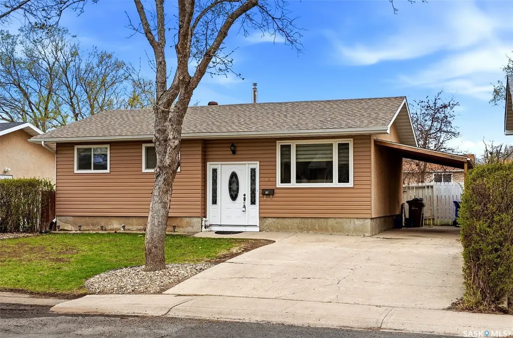 14 Diamond Street Regina SK S4N 5K2
