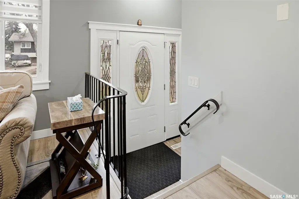14 Diamond Street Regina SK S4N 5K2