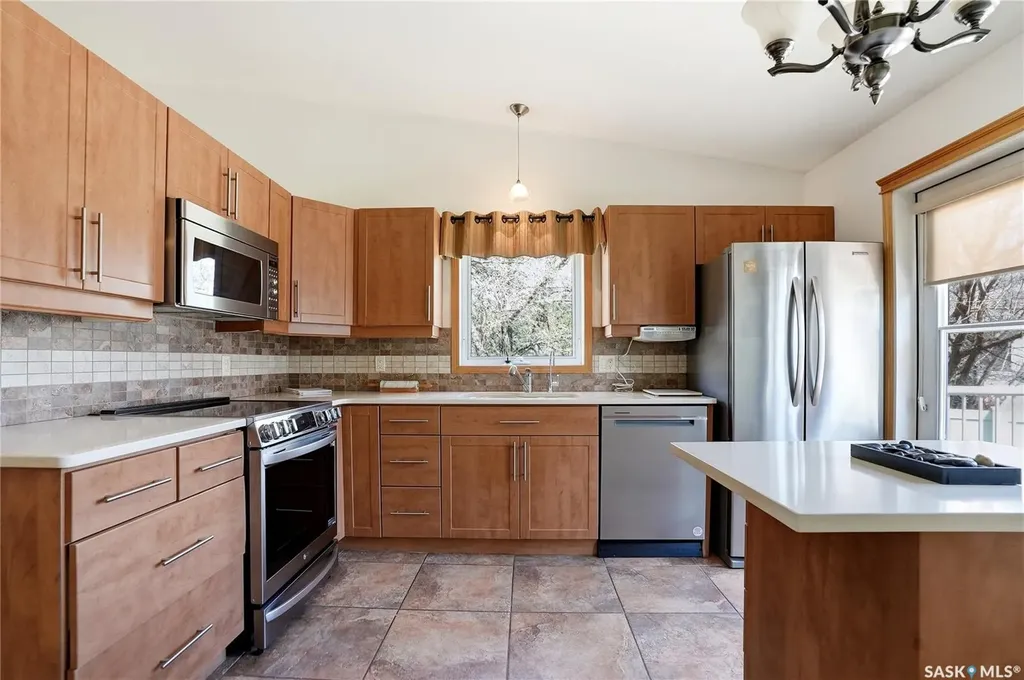 315 Berini Drive Saskatoon SK S7N 4M1