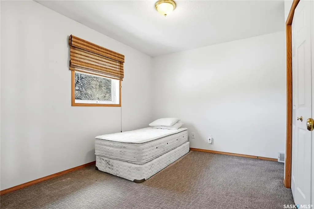 315 Berini Drive Saskatoon SK S7N 4M1