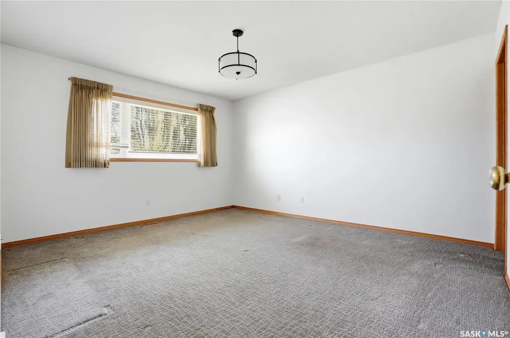 315 Berini Drive Saskatoon SK S7N 4M1