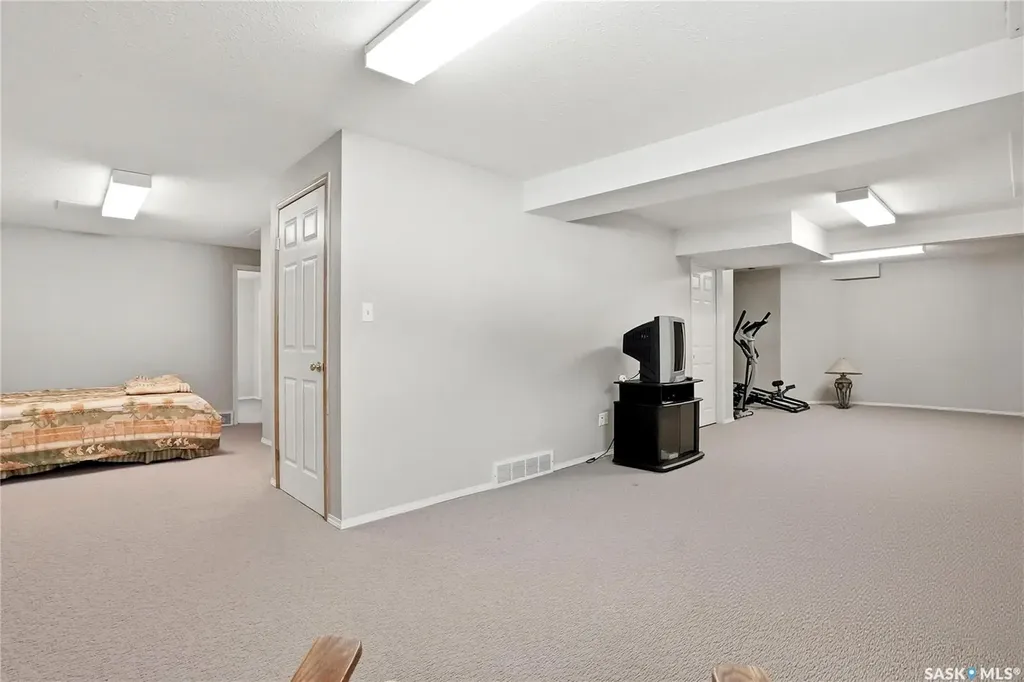 315 Berini Drive Saskatoon SK S7N 4M1