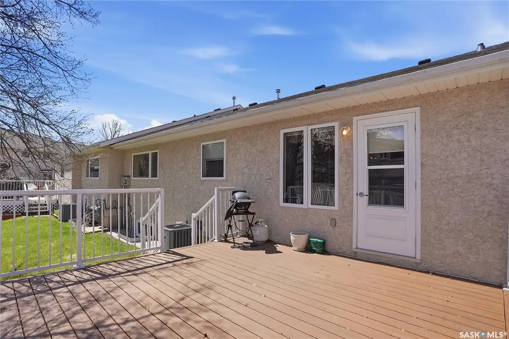 315 Berini Drive Saskatoon SK S7N 4M1