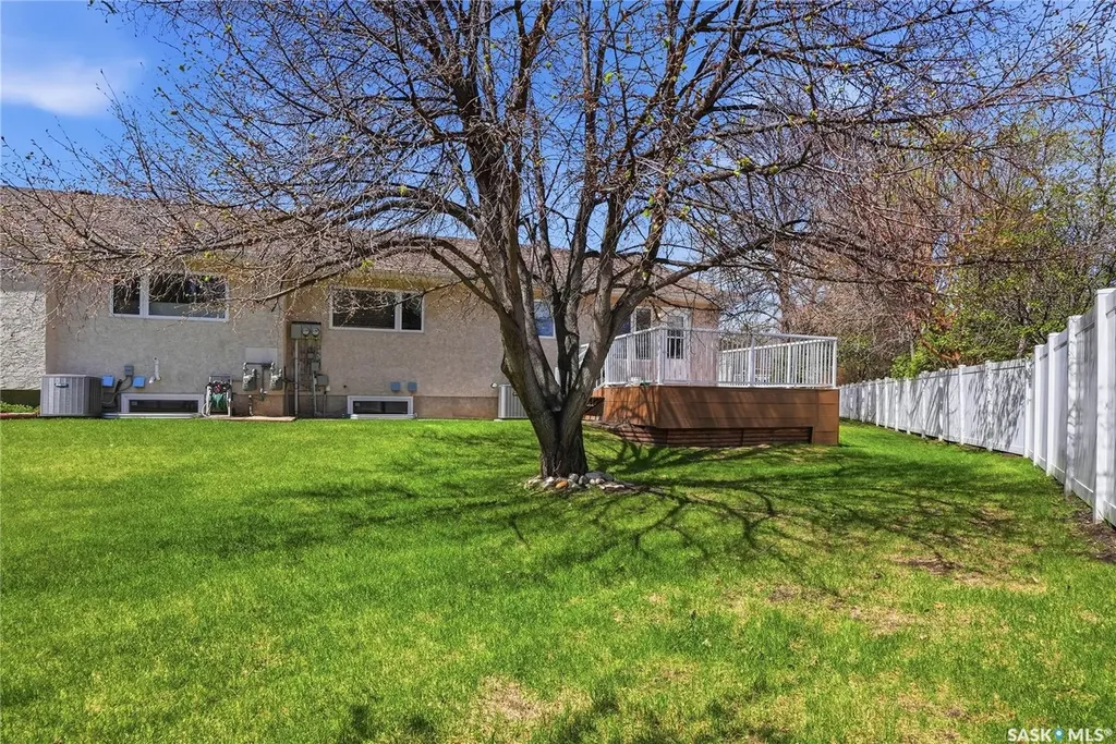315 Berini Drive Saskatoon SK S7N 4M1
