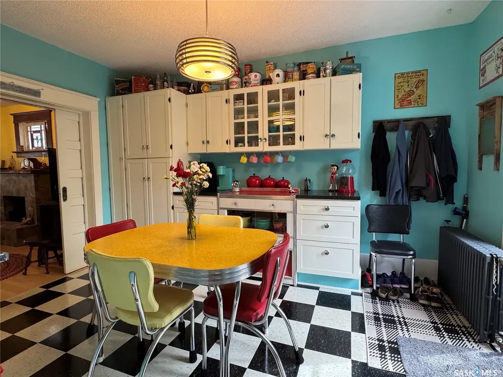 2328 Rae Street Regina SK S4T 2G2