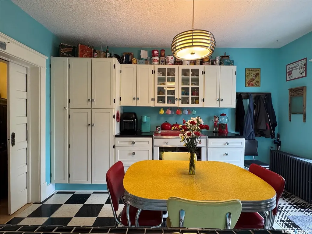 2328 Rae Street Regina SK S4T 2G2