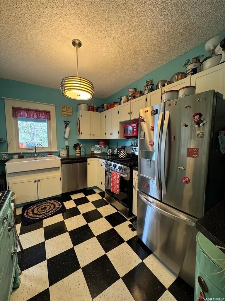2328 Rae Street Regina SK S4T 2G2