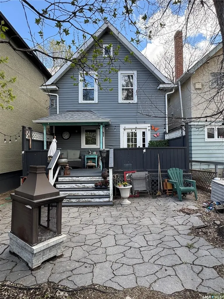 2328 Rae Street Regina SK S4T 2G2